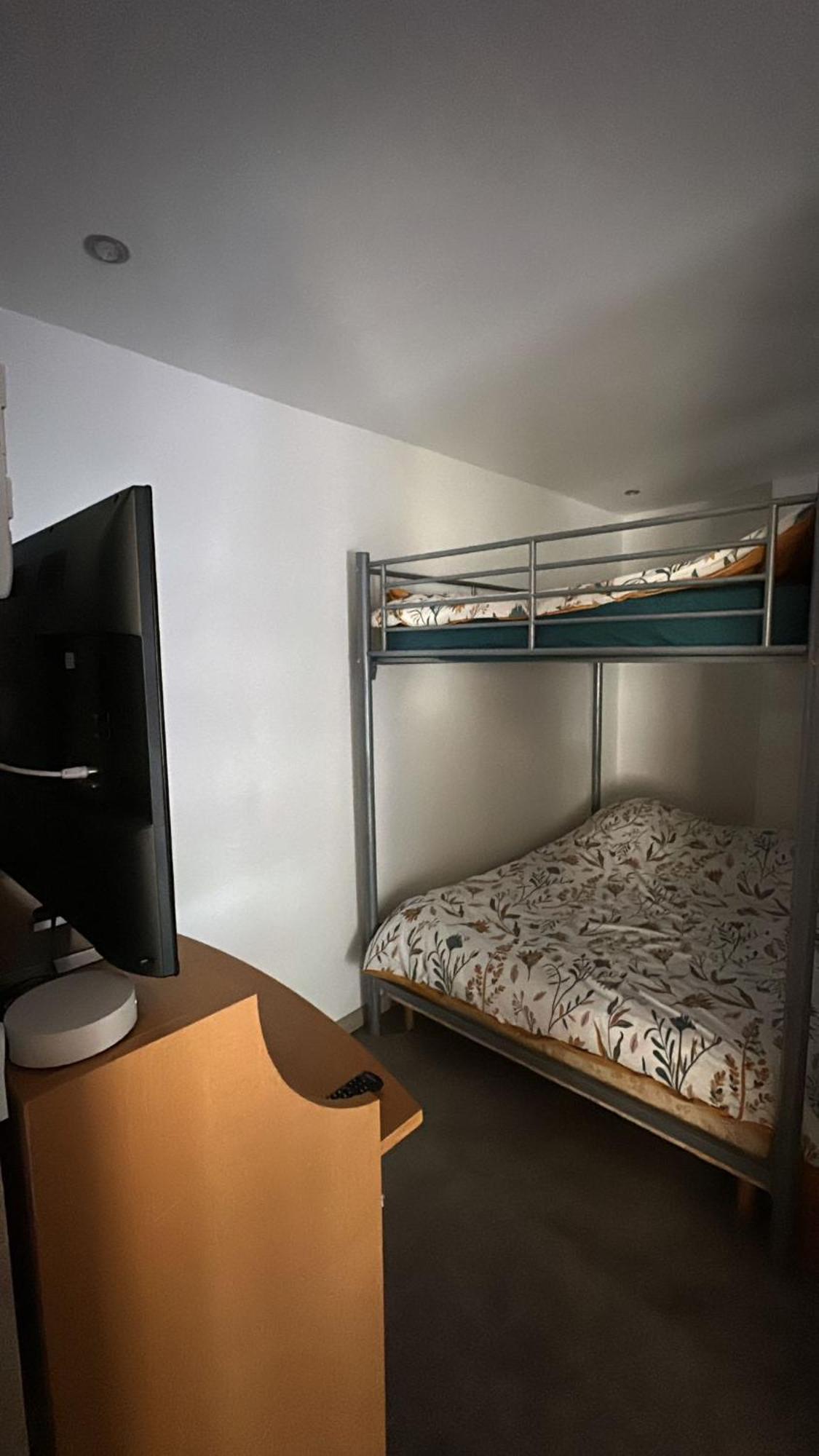 Chez Ben Avec Tout Le Confort Clim Wifi Netflix Gratuit กัสทร์ ภายนอก รูปภาพ